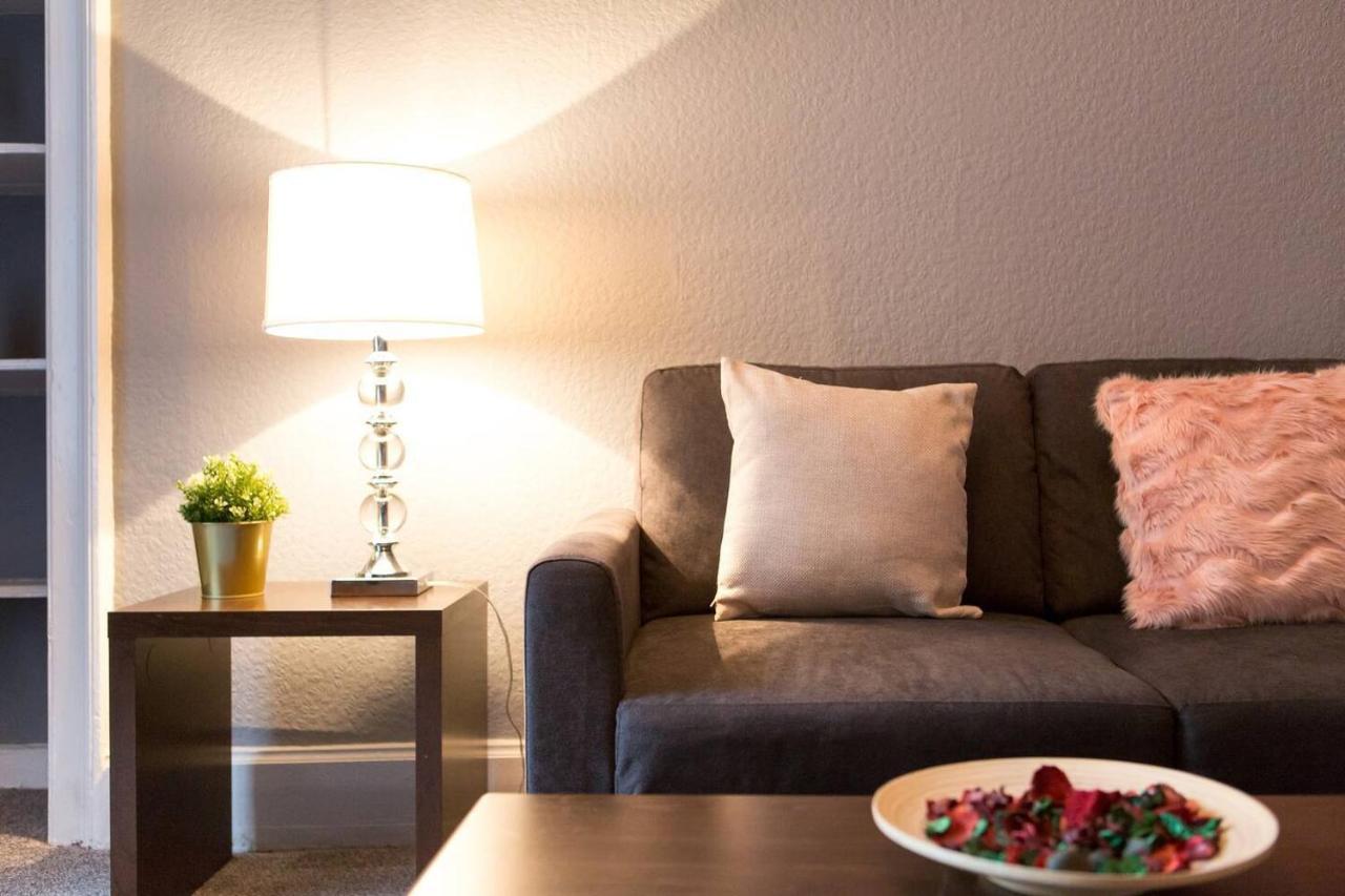 Stunning 2-Bed Apartment In Central EDI Eksteriør bilde